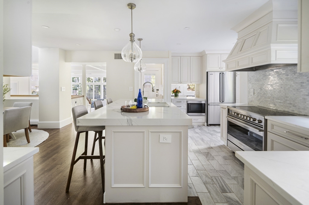 27 Everett Avenue Winchester, MA 01890 - Photo 6 of 39