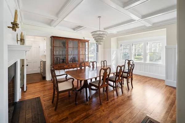 $3,290,000 | 27 Everett Avenue, Winchester, MA 01890