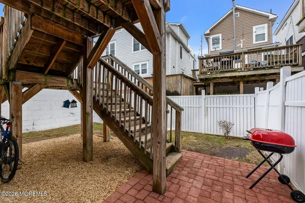 $899,000 | 6 Beach Street, Sea Bright, NJ 07760
