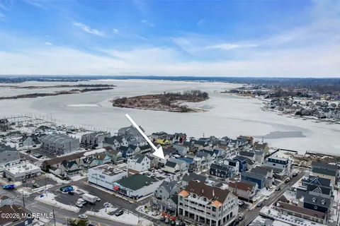 $899,000 | 6 Beach Street, Sea Bright, NJ 07760