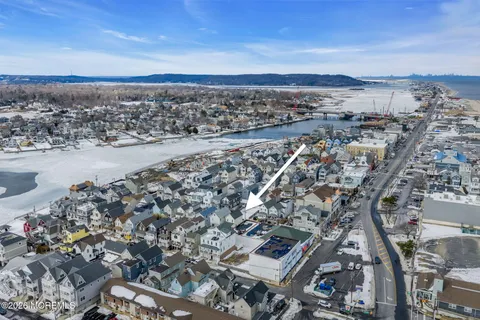 $899,000 | 6 Beach Street, Sea Bright, NJ 07760