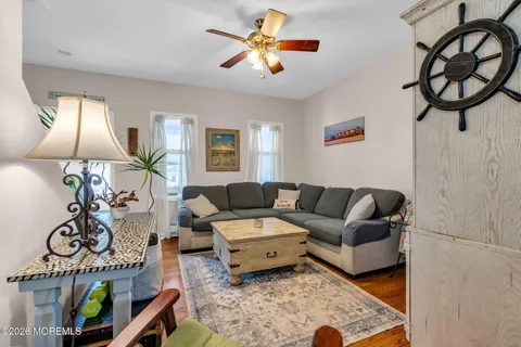 $899,000 | 6 Beach Street, Sea Bright, NJ 07760