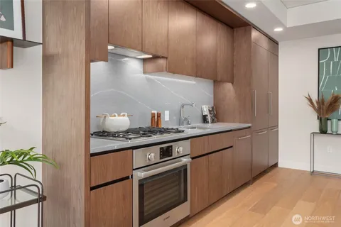 $649,000 | 121 Stewart Street, Unit 1104, Seattle, WA 98101