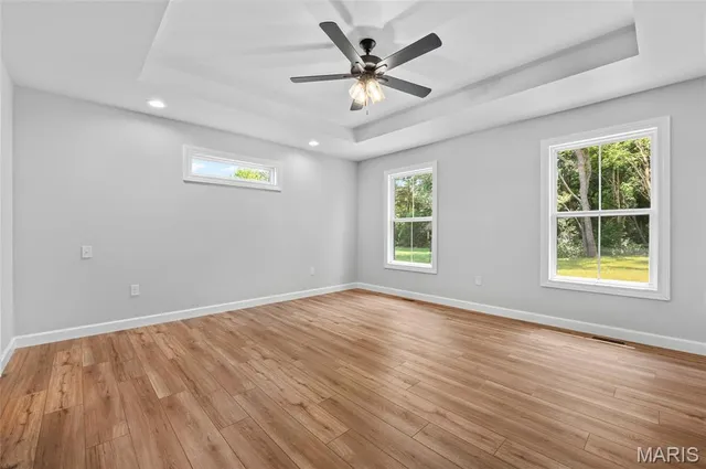 $490,000 | 10 Ellington Drive, Troy, IL 62294