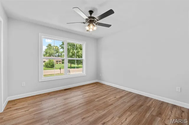 $490,000 | 10 Ellington Drive, Troy, IL 62294