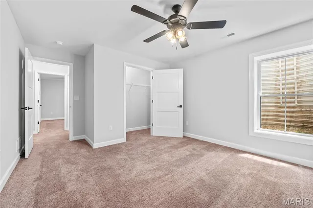 $490,000 | 10 Ellington Drive, Troy, IL 62294