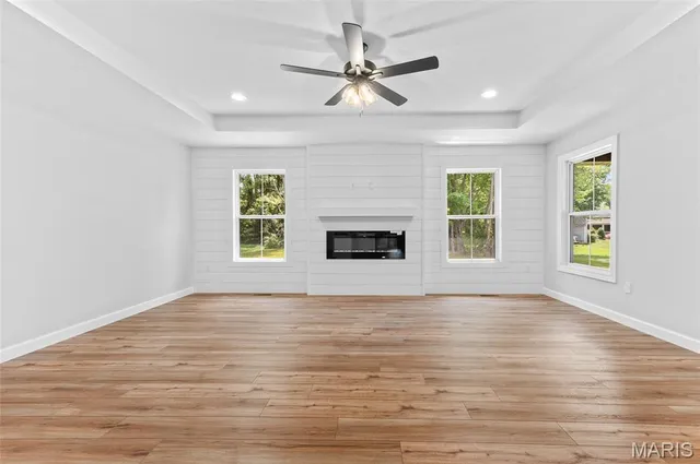 $490,000 | 10 Ellington Drive, Troy, IL 62294