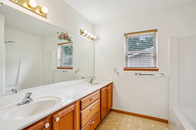 $399,000 | 510 Oakridge Drive, Portage, WI 53901