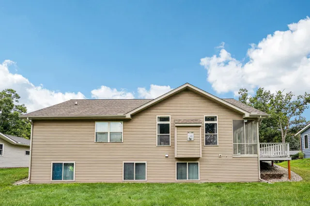 $399,000 | 510 Oakridge Drive, Portage, WI 53901