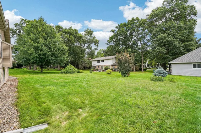 $399,000 | 510 Oakridge Drive, Portage, WI 53901