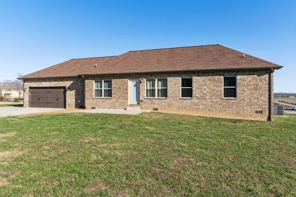 $2,350 | 1419 Leaf Lane, Ashland City, TN 37015