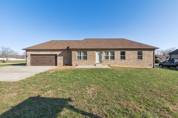$2,350 | 1419 Leaf Lane, Ashland City, TN 37015