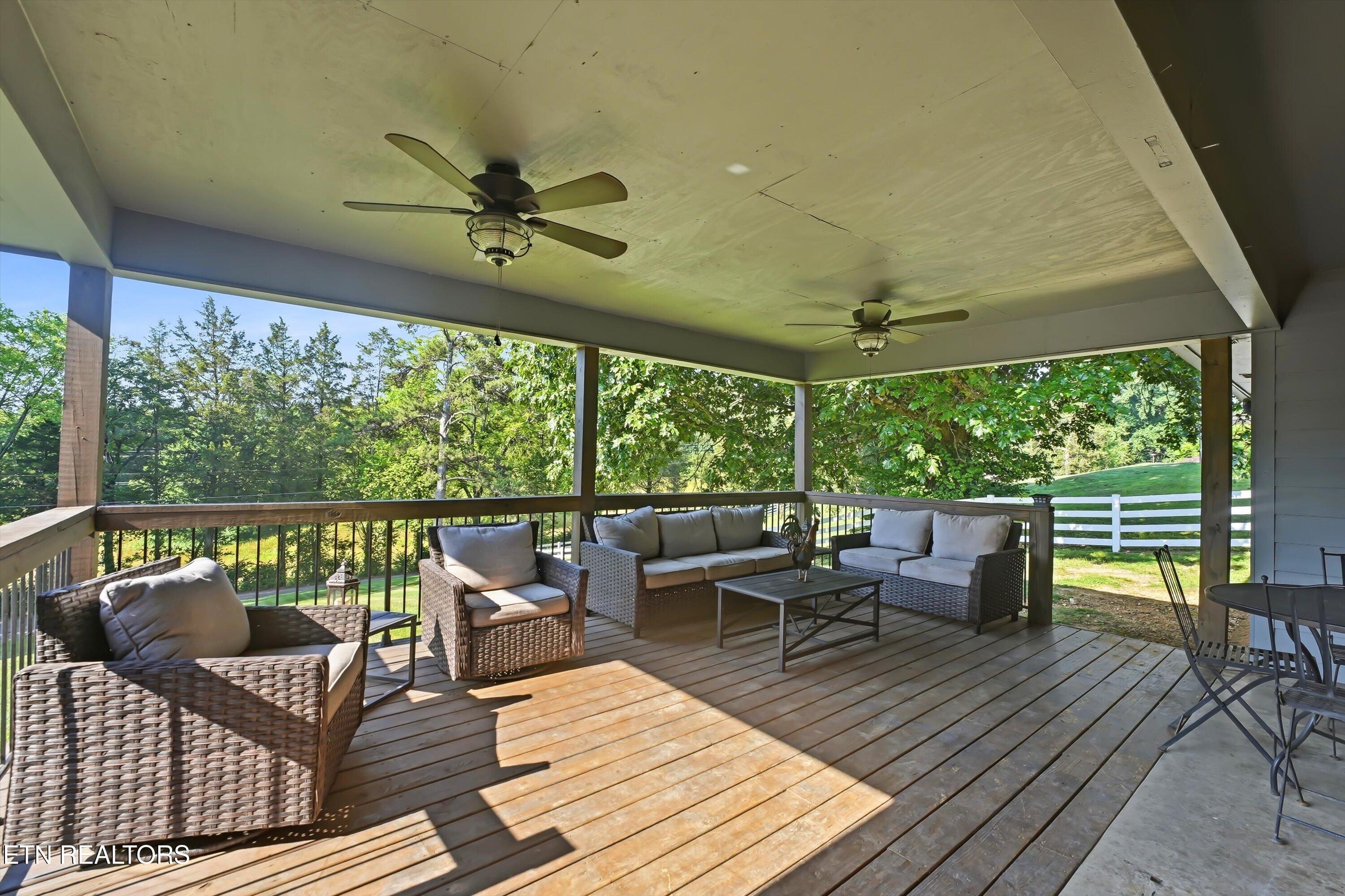379 Wells Road Powell, TN 37849 - Photo 6 of 39 26-379 Wells Rd FINAL-24