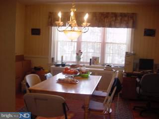 7118 Llanfair Road Upper Darby, PA 19082 - Photo 3 of 6