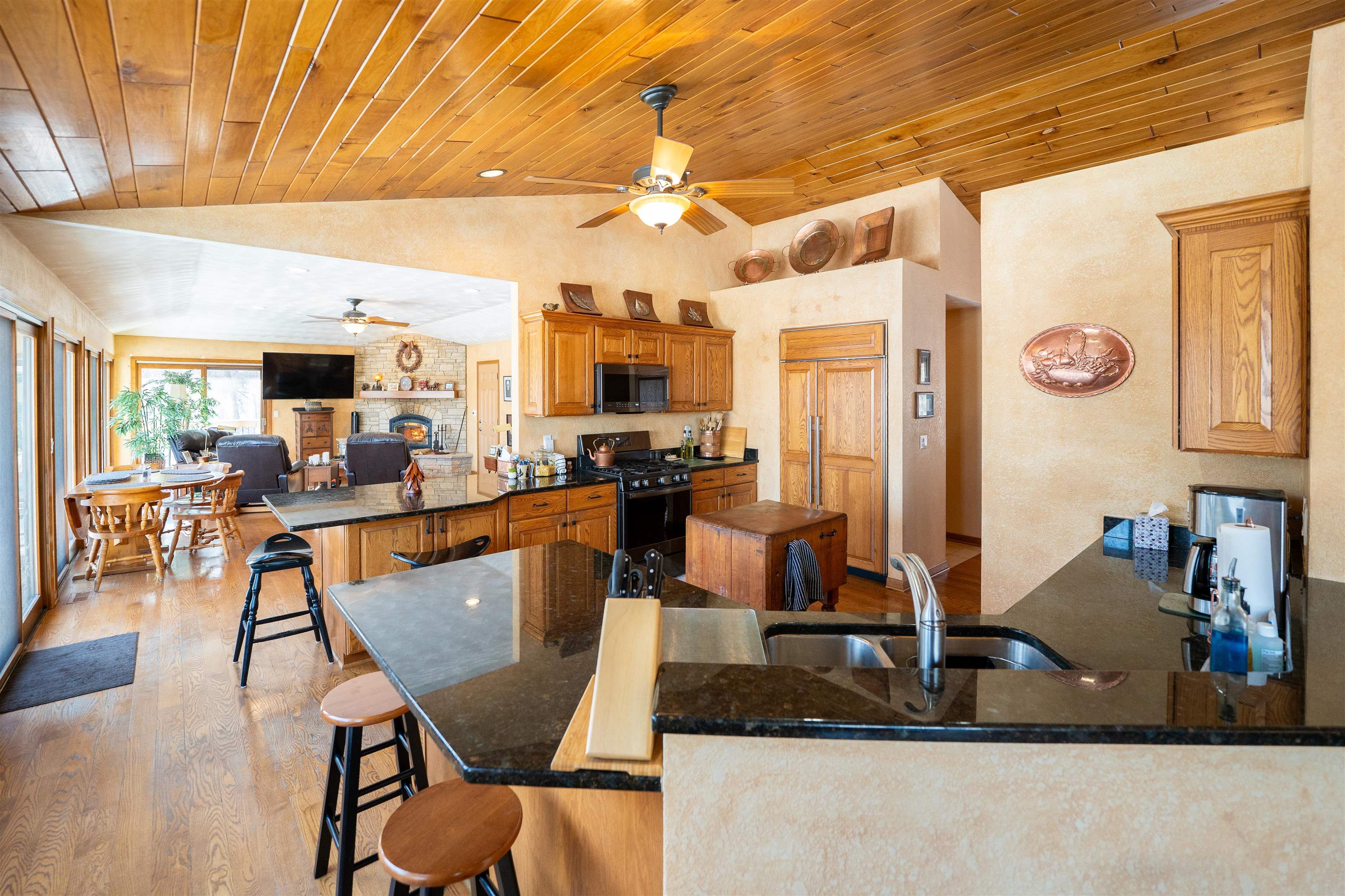 10343 North Girl Scout Road Stillman Valley, IL 61084 - Photo 20 of 94