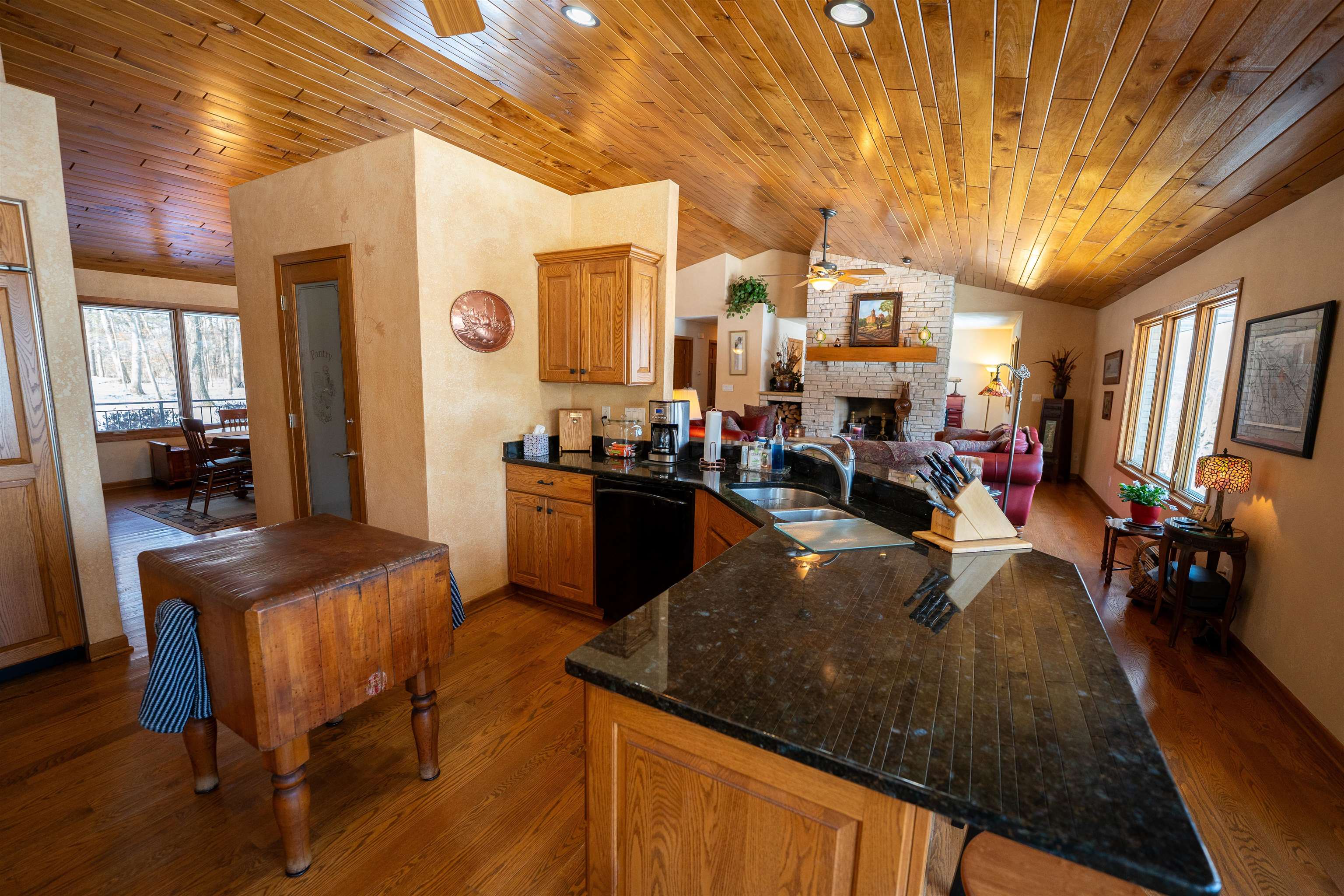 10343 North Girl Scout Road Stillman Valley, IL 61084 - Photo 21 of 94