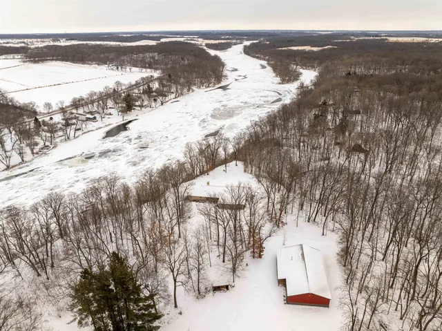 $985,000 | 10343 North Girl Scout Road, Stillman Valley, IL 61084