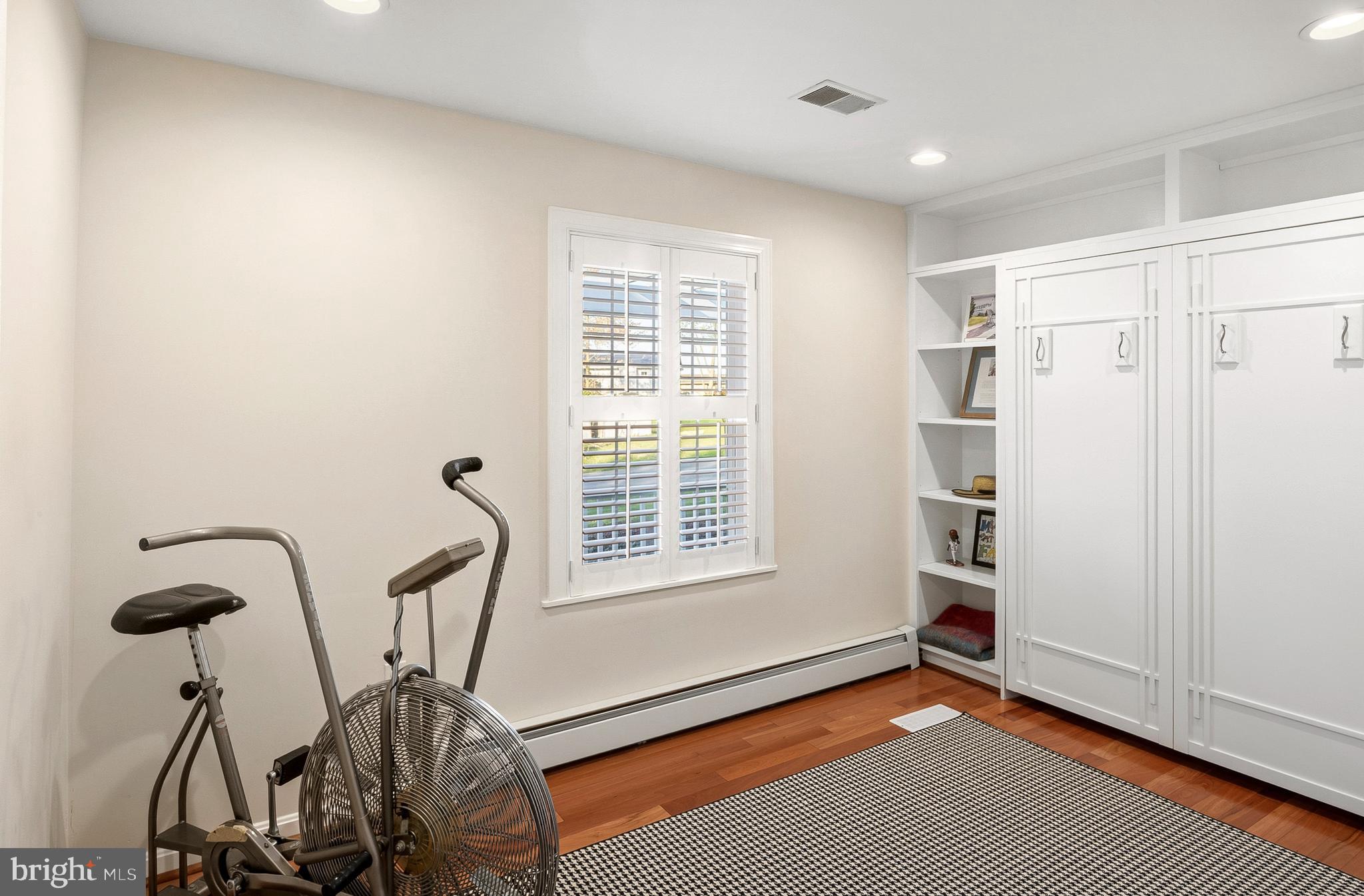 1535 Ridgely Drive Edgewater, MD 21037 - Photo 17 of 39 2nd bedroom