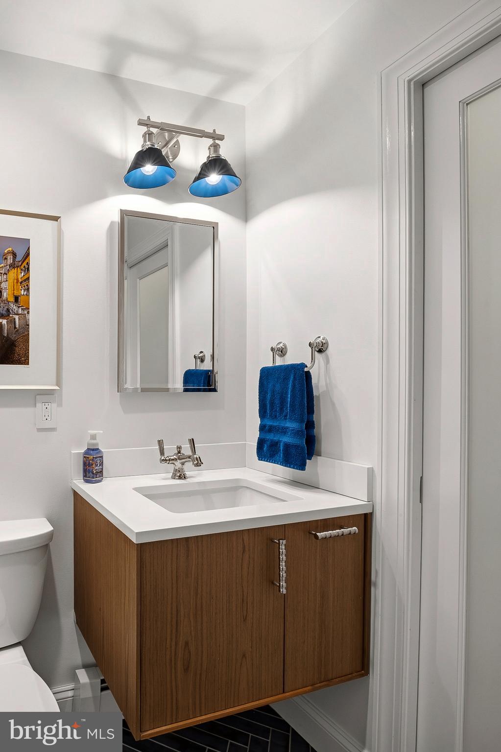1535 Ridgely Drive Edgewater, MD 21037 - Photo 19 of 39 hall bath