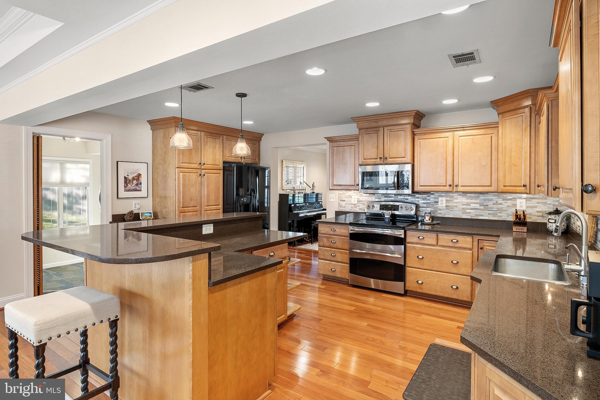 1535 Ridgely Drive Edgewater, MD 21037 - Photo 2 of 39 Kitchen