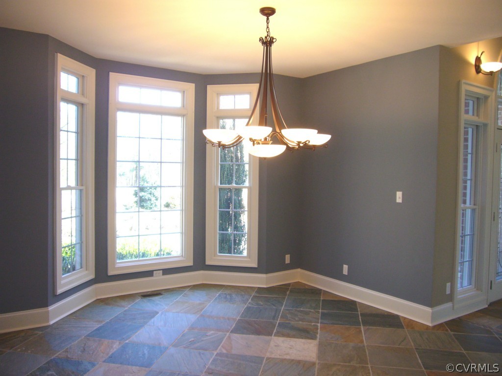 14051 Yankeetown Road Ashland, VA 23005 - Photo 3 of 24 Gallery Image 3