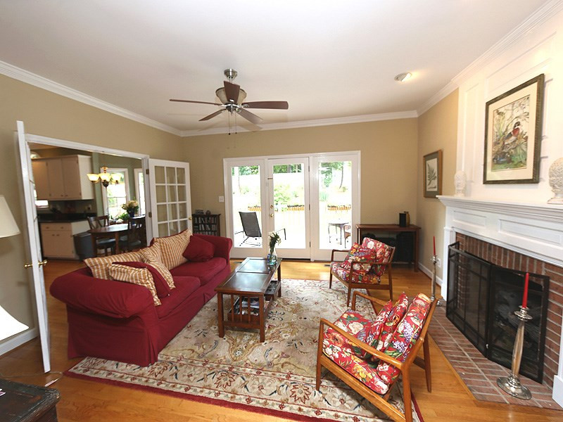 4314 Swarthmore Road Durham, NC 27707 - Photo 6 of 25 Family Room
