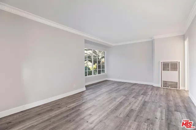 $2,595 | 5022 Clinton Street, Unit 5022B, Los Angeles, CA 90004