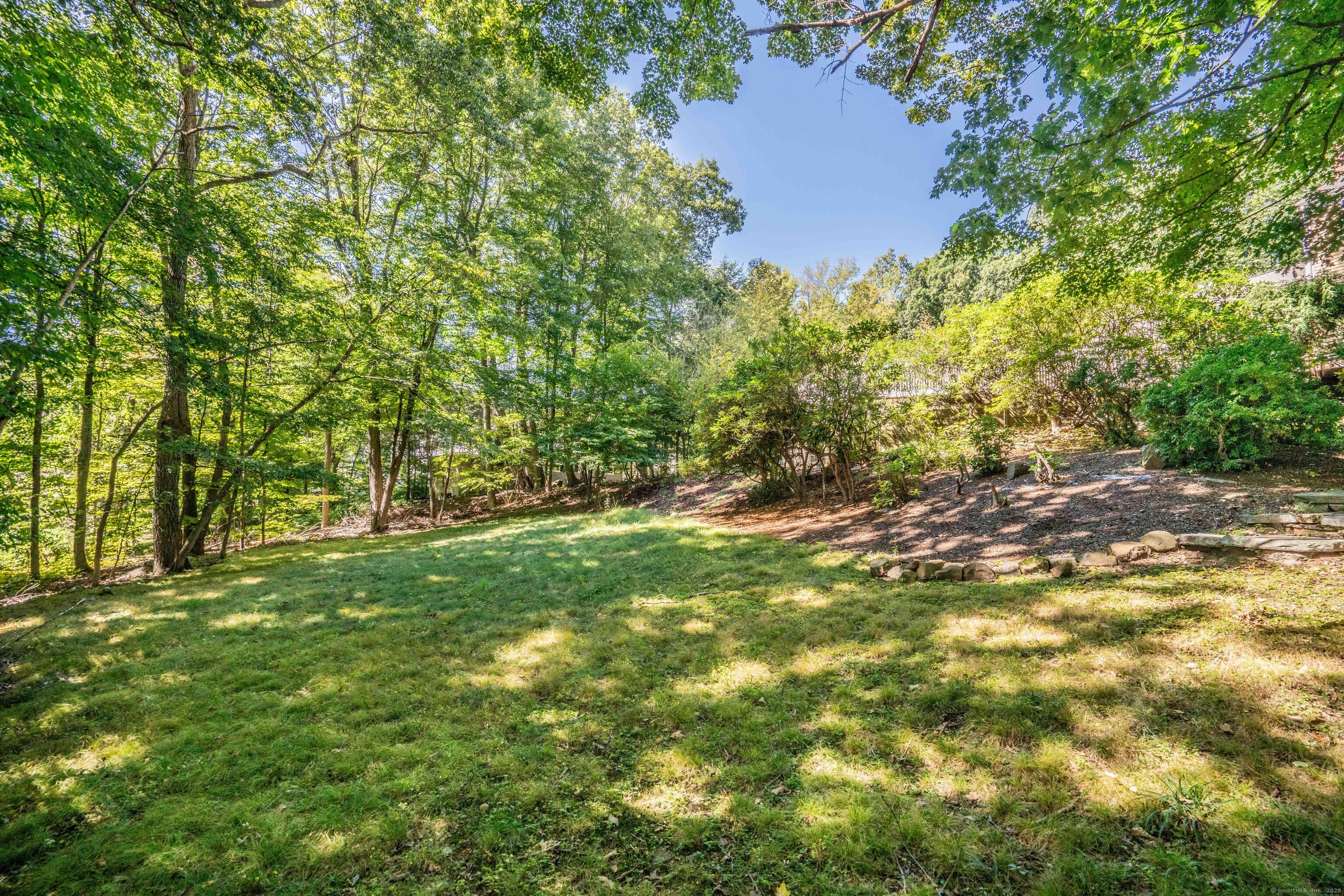 15 Rushleigh Road West Hartford, CT 06117 - Photo 34 of 40