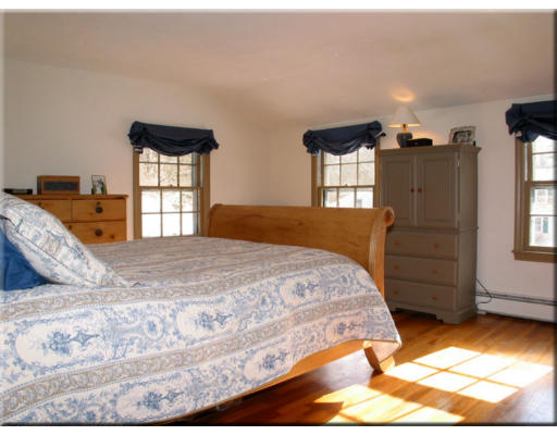 3 Donald Road Hamilton, MA 01982 - Photo 11 of 16 Gallery Image 11