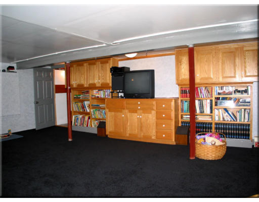 3 Donald Road Hamilton, MA 01982 - Photo 15 of 16 Gallery Image 15