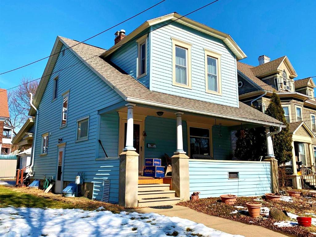 5 Walnut Street Oneonta, NY 13820 - Photo 12 of 33