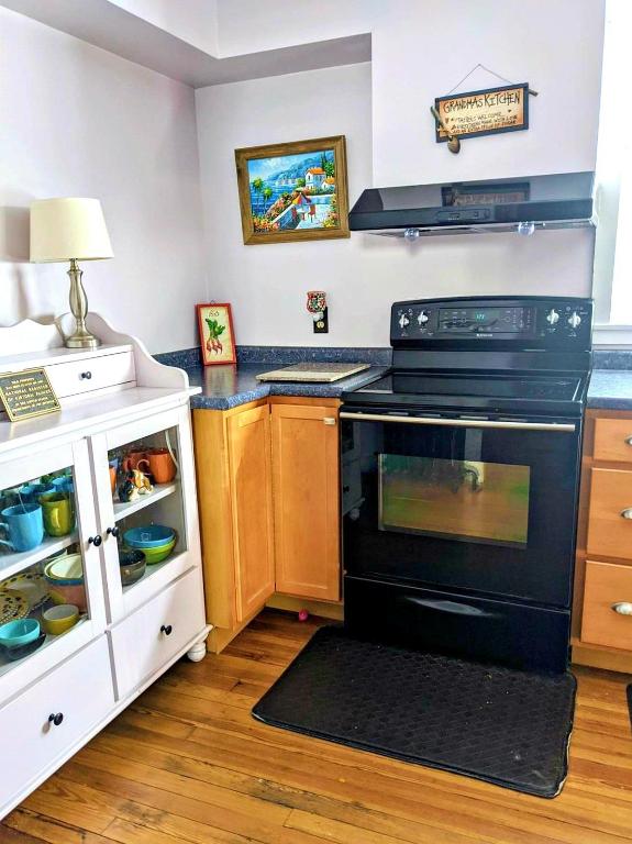 5 Walnut Street Oneonta, NY 13820 - Photo 7 of 33