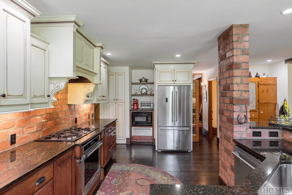 1375 Walking Stick Road Highlands, NC 28741 - Photo 13 of 75 Gallery Image 13