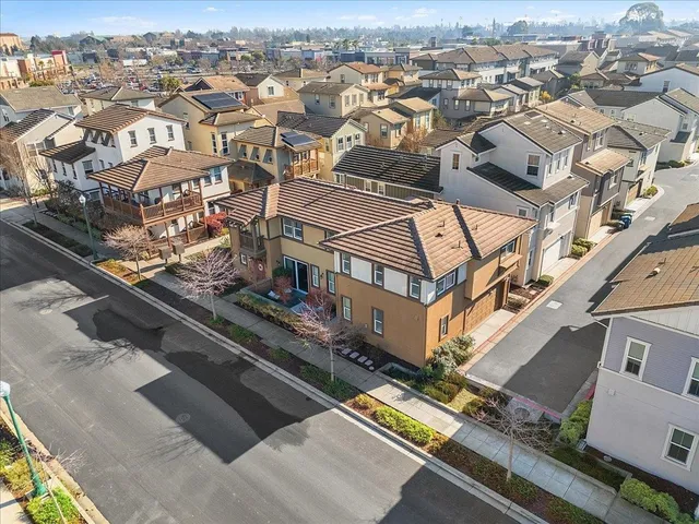 $1,395,000 | 406-406 Mosley Avenue, Alameda, CA 94501