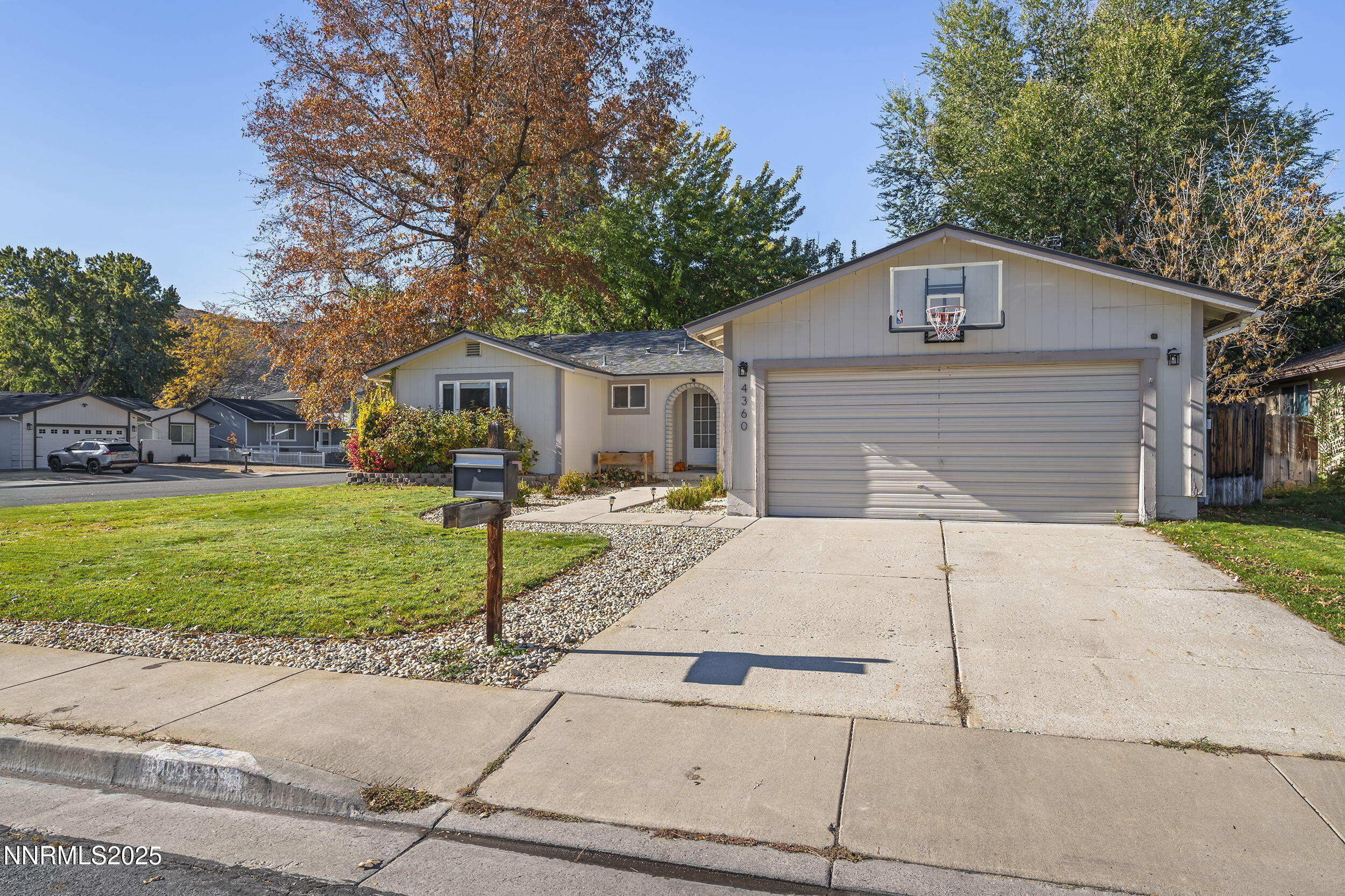 4360 Matich Drive Reno, NV 89502 - Photo 4 of 36 5-print-_DSC8155