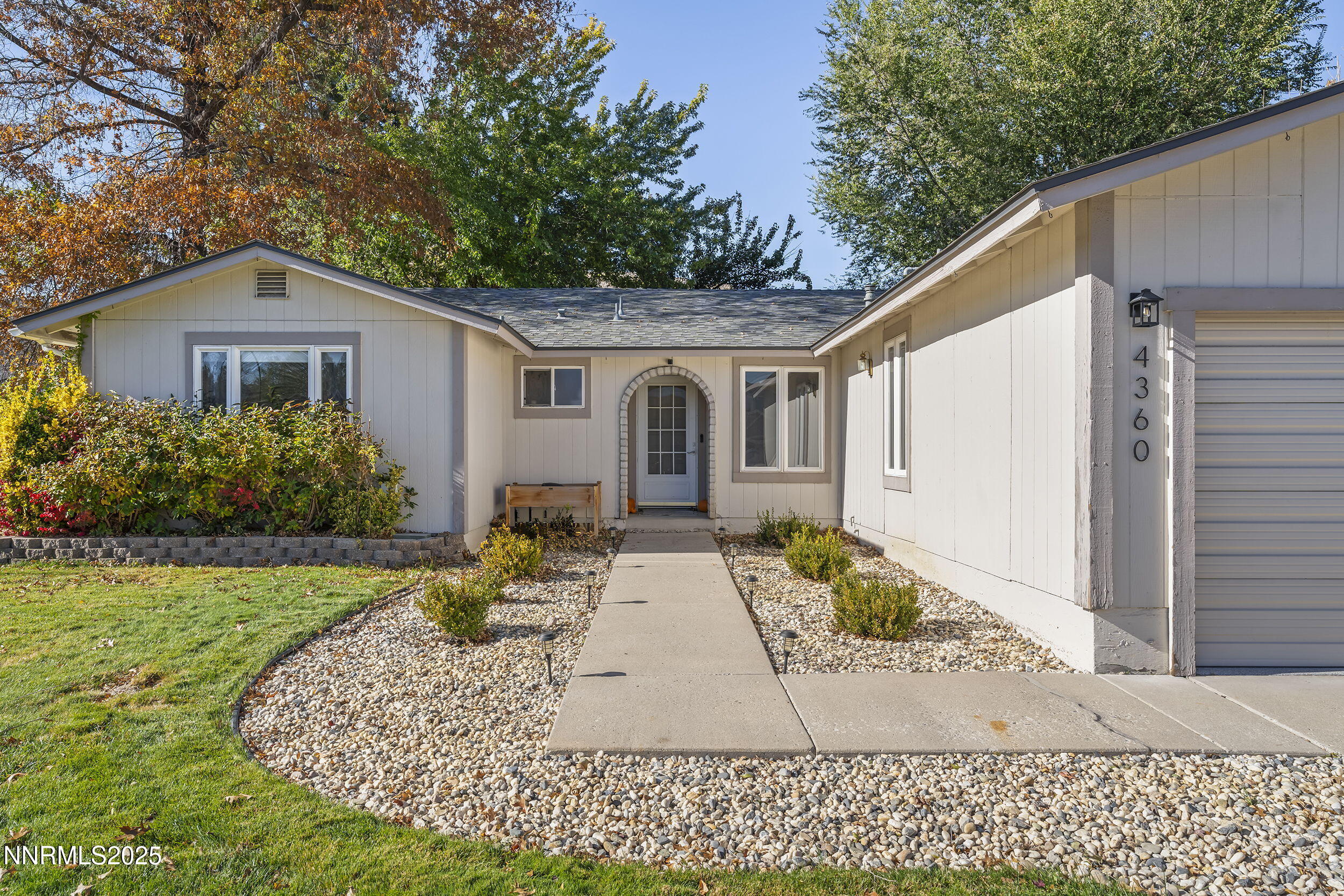 4360 Matich Drive Reno, NV 89502 - Photo 5 of 36 7-print-_DSC8161