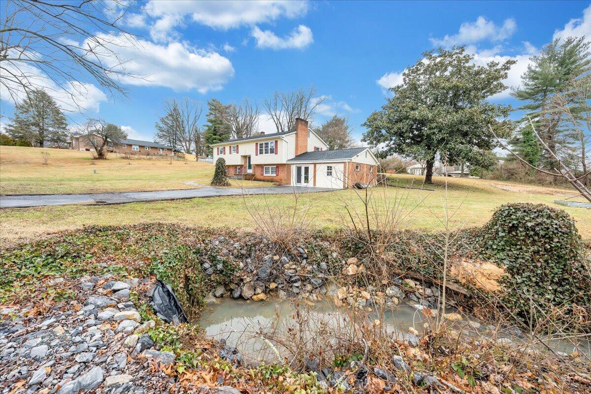 7025 Dallas Road Roanoke, VA 24019 - Photo 38 of 51 38-MIB00741