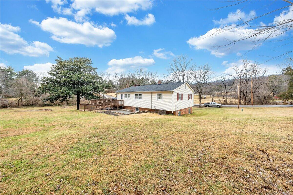 7025 Dallas Road Roanoke, VA 24019 - Photo 46 of 51 46-MIB00765