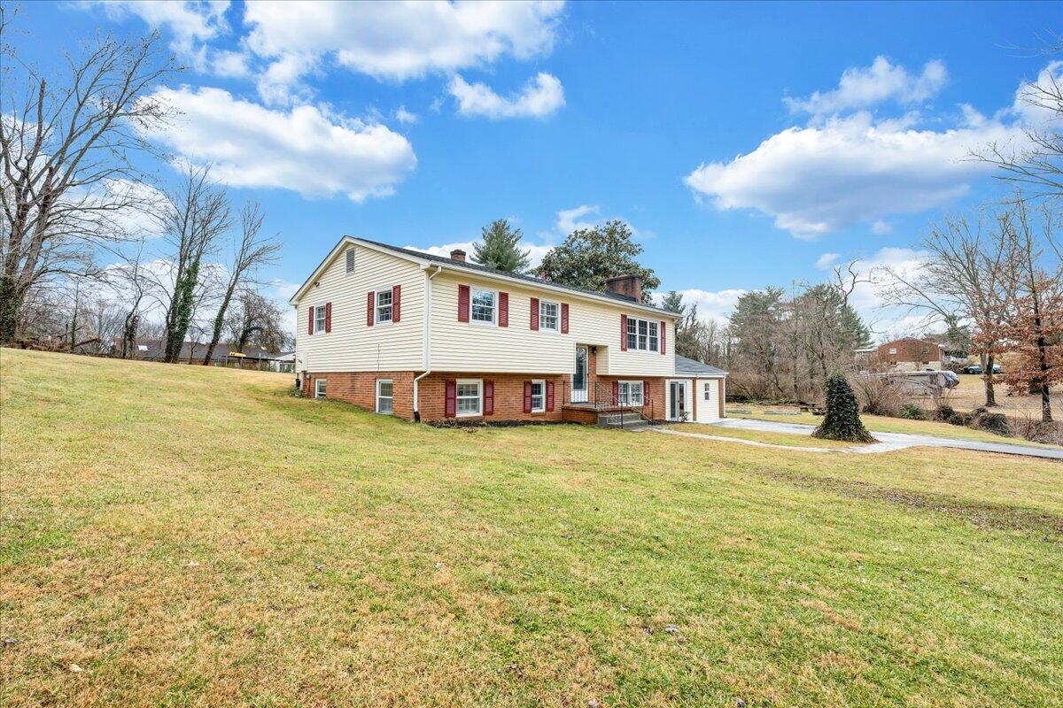 7025 Dallas Road Roanoke, VA 24019 - Photo 49 of 51 49-MIB00774