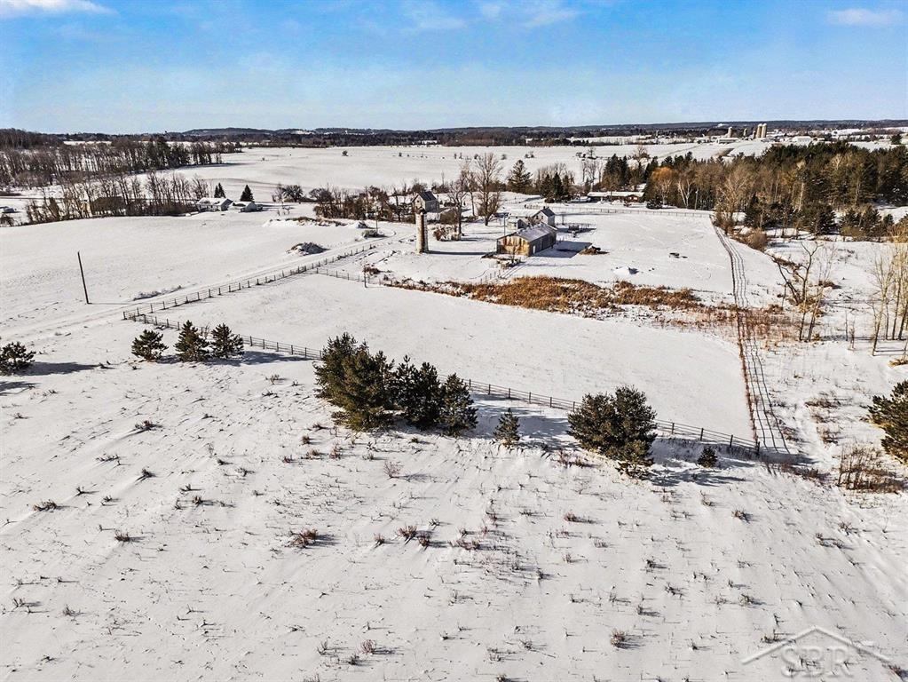 1409 Simmons Road West Branch, MI 48661 - Photo 27 of 32 50198718-e0dbe0d2-c83c-464f-ac5b-493749279564.JPG