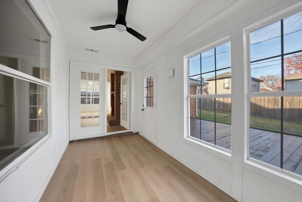 825 Meadowdale Road Arlington, TX 76017 - Photo 11 of 19 a view of an empty room and window