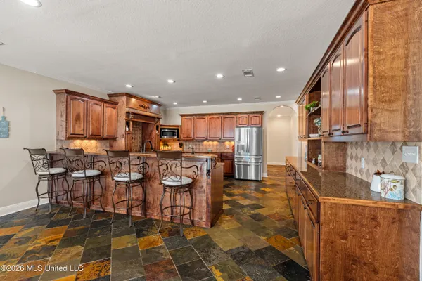 $689,000 | 152 Highway 42, Sumrall, MS 39482