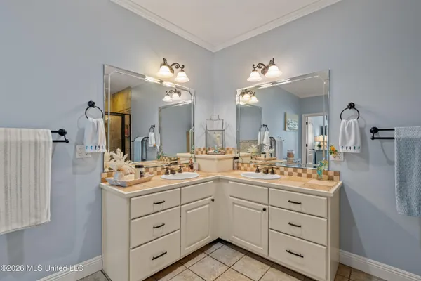 $689,000 | 152 Highway 42, Sumrall, MS 39482