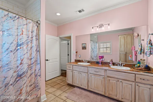 $689,000 | 152 Highway 42, Sumrall, MS 39482