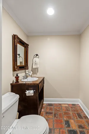 $689,000 | 152 Highway 42, Sumrall, MS 39482