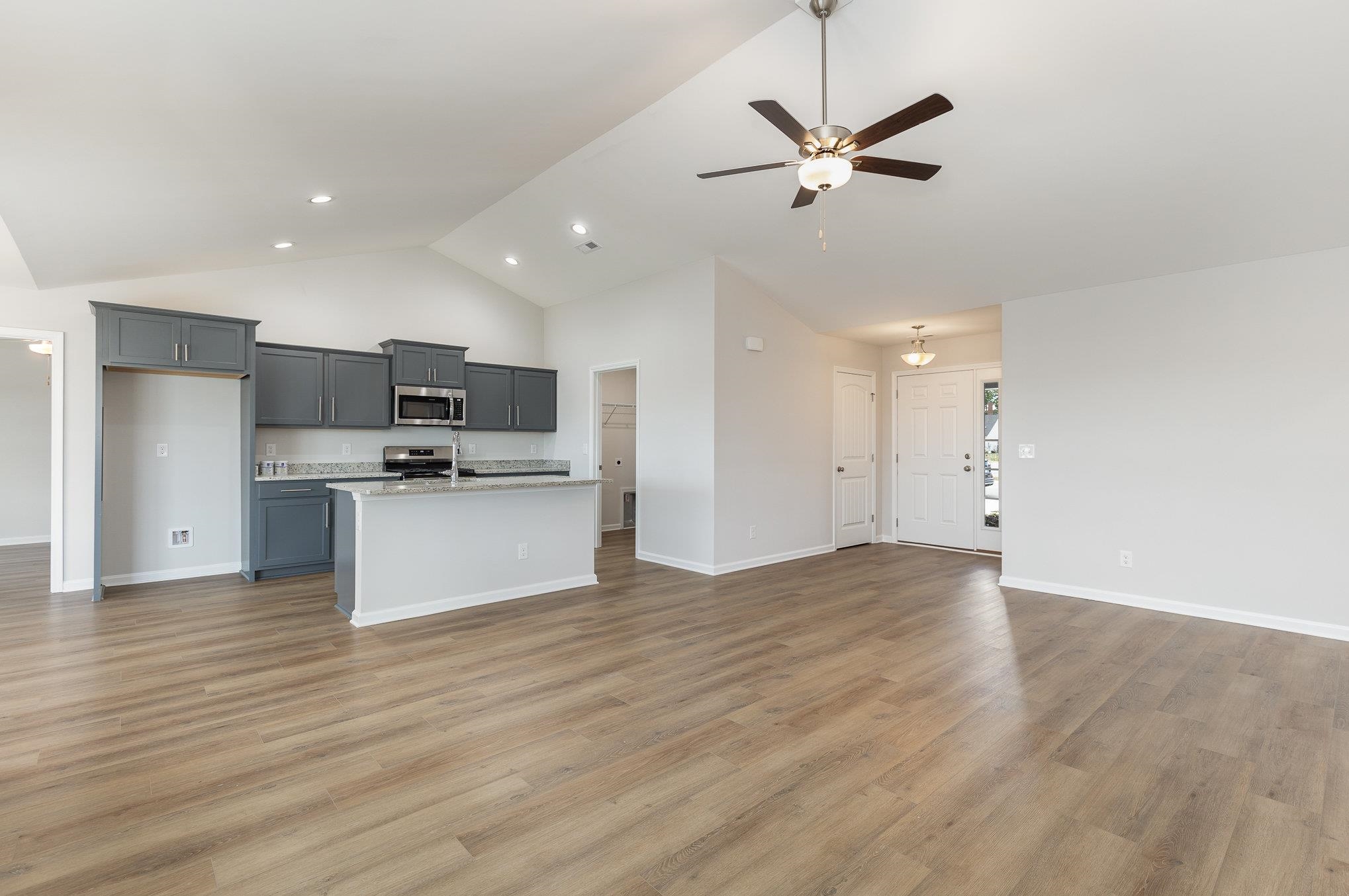 24 Bennington Court Georgetown, SC 29440 - Photo 5 of 35