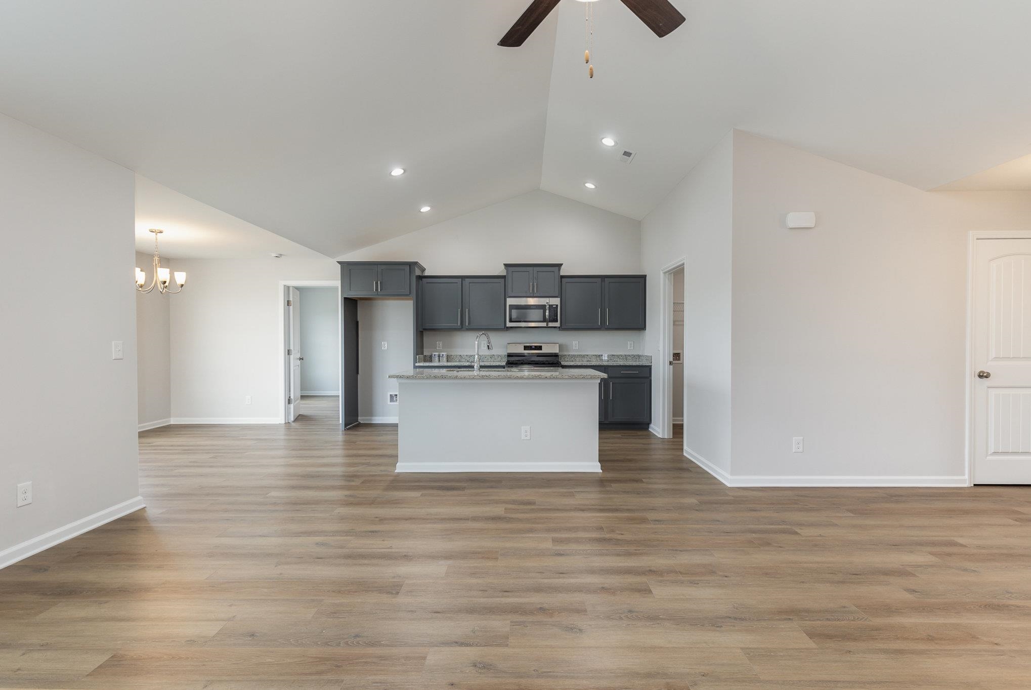 24 Bennington Court Georgetown, SC 29440 - Photo 7 of 35