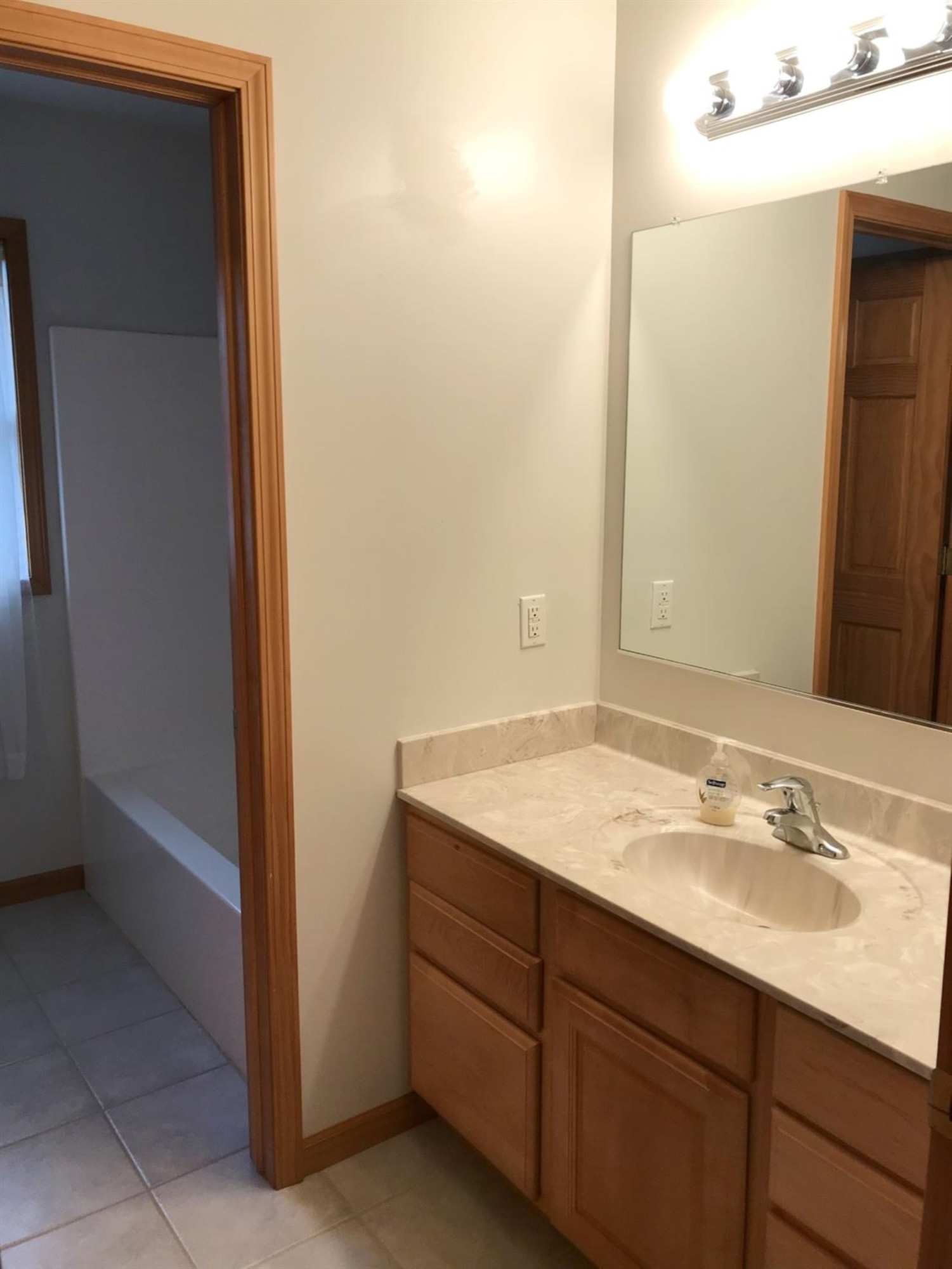 2835 Nadeau Road Monroe, MI 48162 - Photo 32 of 45 Photo 32