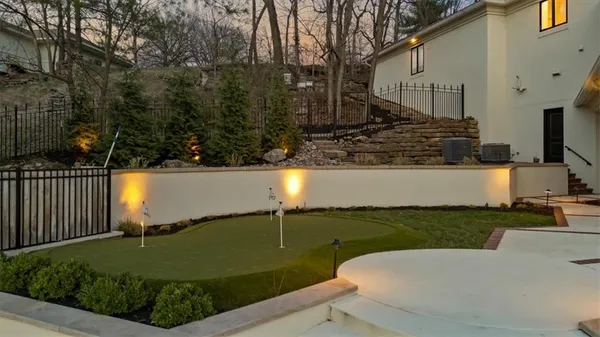 $4,750,000 | 17040 South Highland Ridge Drive, Loch Lloyd, MO 64012