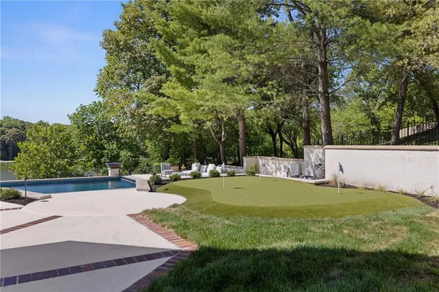 $5,000,000 | 17040 South Highland Ridge Drive, Loch Lloyd, MO 64012